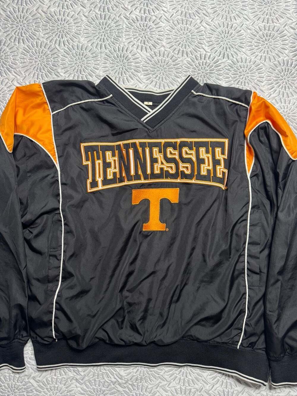 Tennessee Volunteers Windbreaker Pullover Jacket Size Medium Men’s